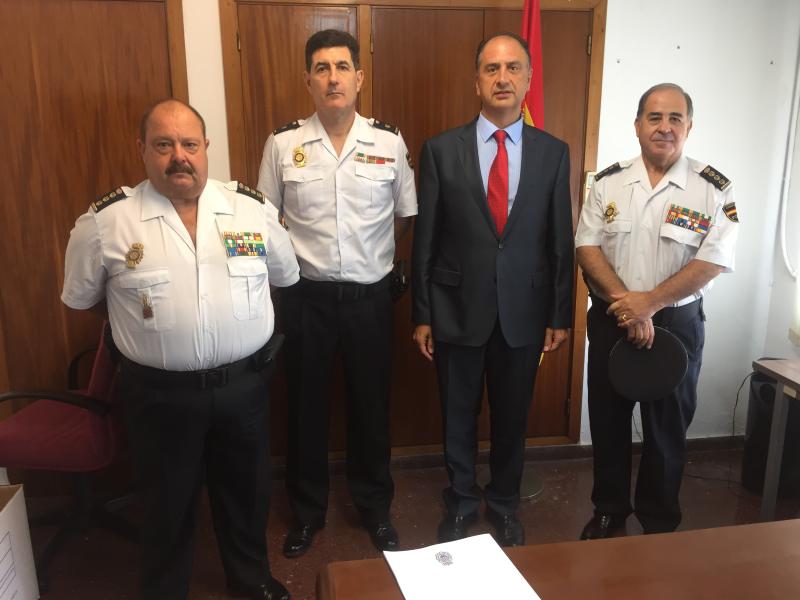 El subdelegado del Gobierno en Valencia preside la toma de posesión del Inspector Jefe de la Comisaria de Distrito de Patraix