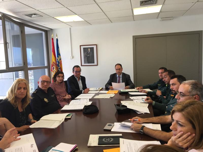 El subdelegado del Gobierno en Valencia preside una reunión del Plan Director para la Convivencia y Mejora de la Seguridad en los Centros Educativos y sus Entornos