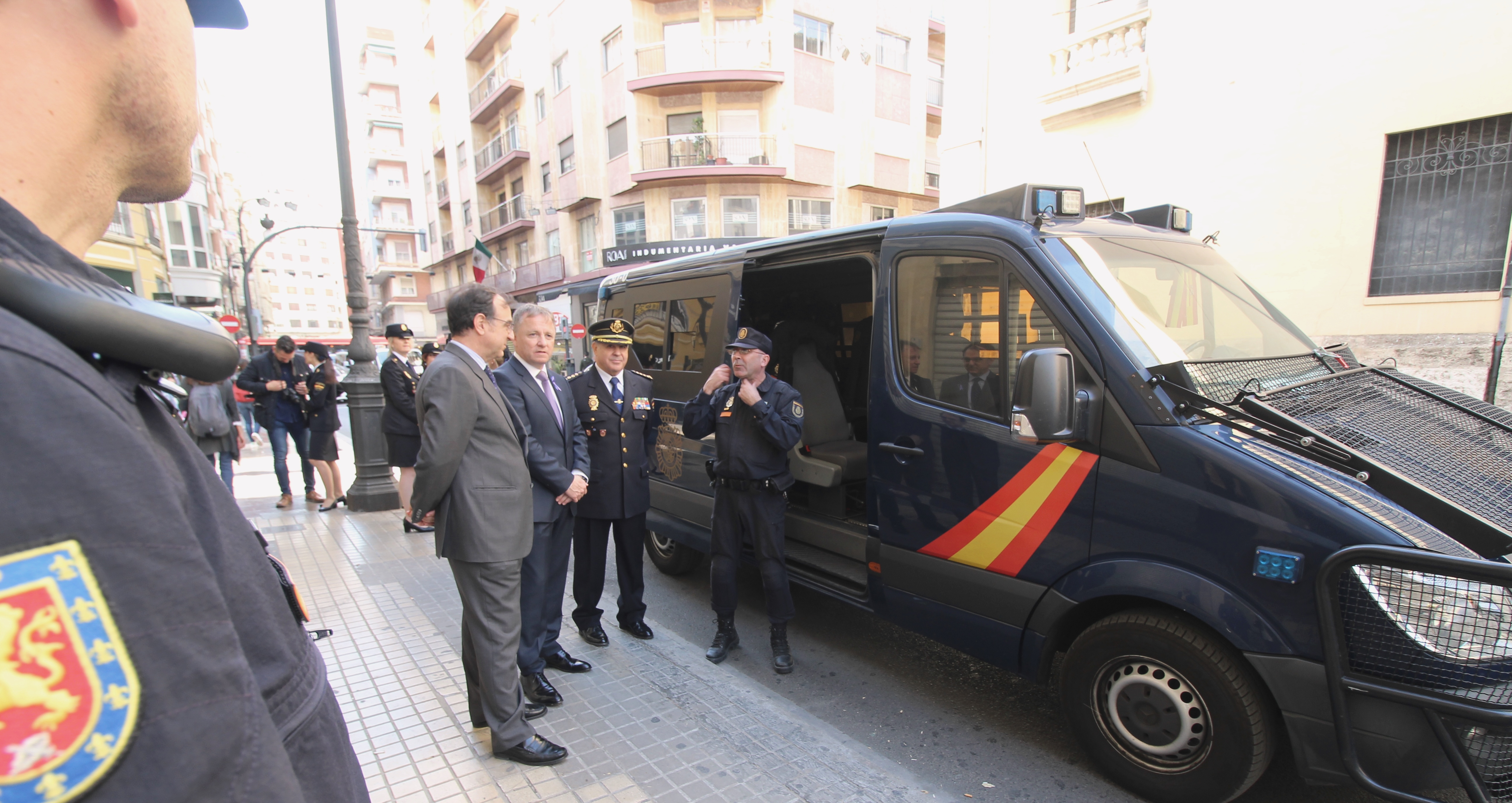 Moragues destaca que Interior refuerza el dispositivo de seguridad de Fallas con la llegada de unidades especializadas de otros puntos de España