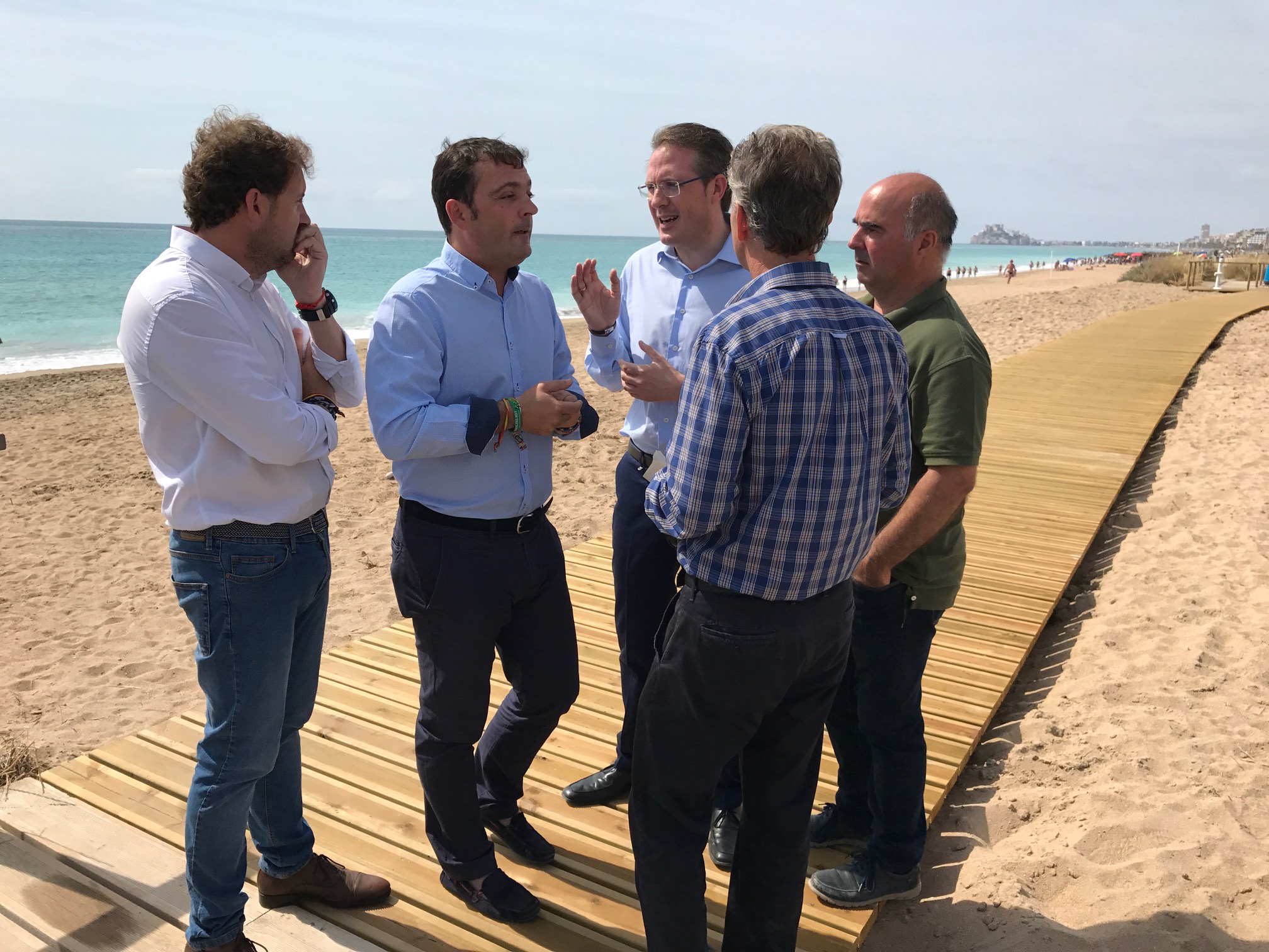 Barelles destaca que “las playas y la costa de Peñíscola y Benicarló han recuperado todo su esplendor y ahora están en estado óptimo para recibir a los turistas tras la inversión de 376.000 euros por el Gobierno de España”