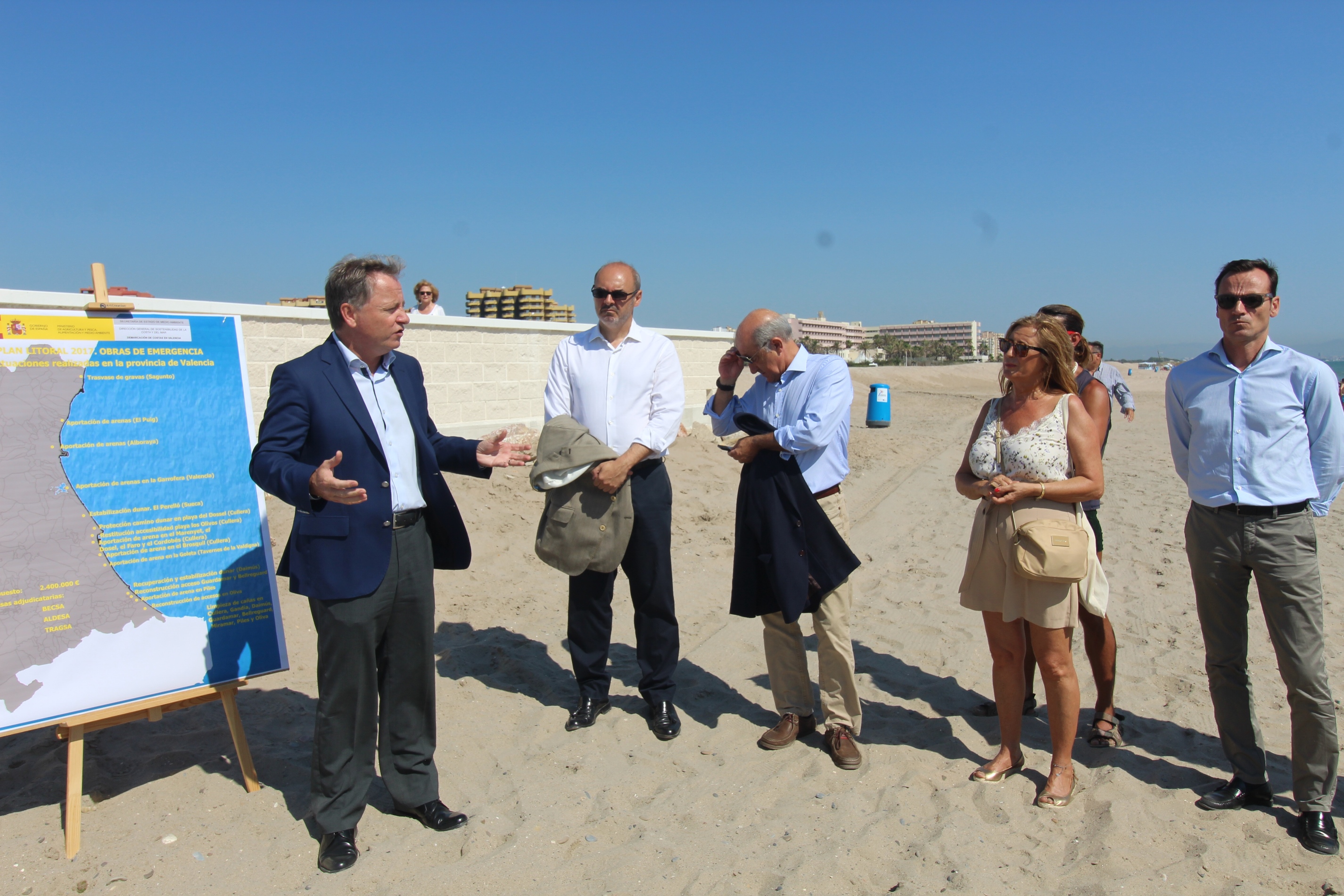 Moragues destaca la inversión de cerca de 10 millones de euros del Gobierno para recuperar más de 70 playas de la Comunitat antes de la temporada