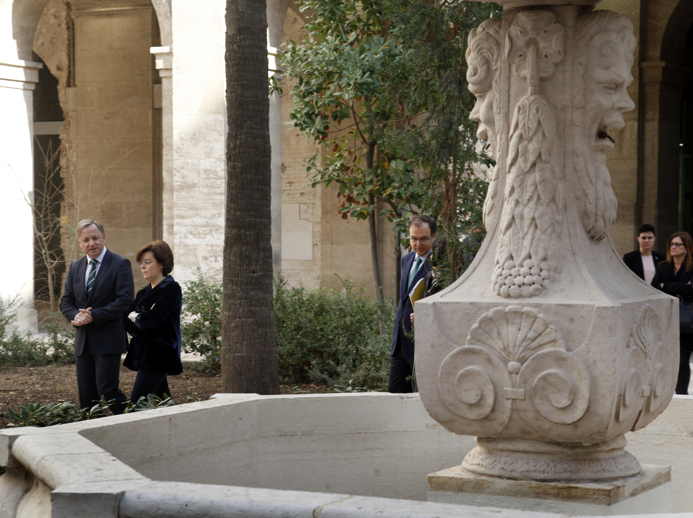 La vicepresidenta del Gobierno visita el Palacio del Temple, sede de la Delegación de Gobierno,  cuya restauración entra en su fase final 