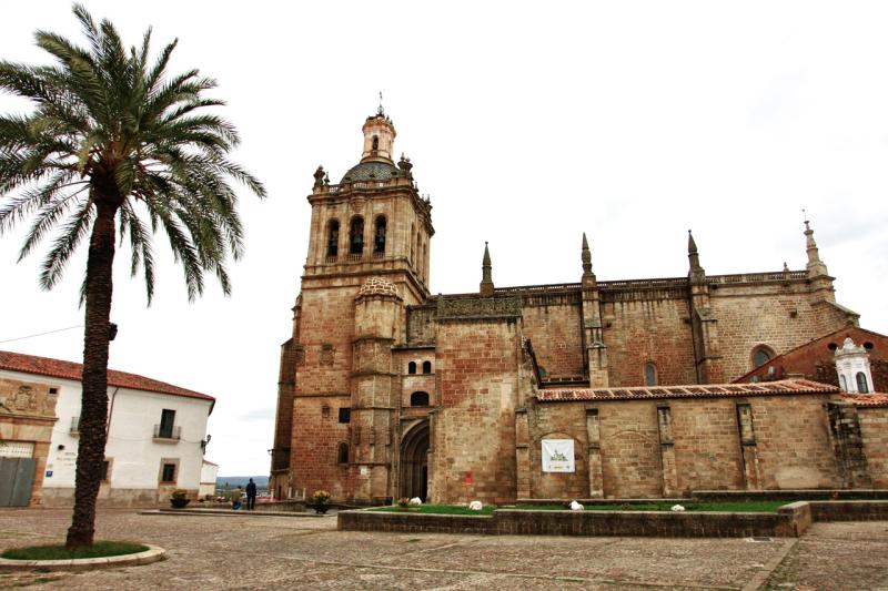 La catedral de Coria continuará con su restauración gracias a los fondos del Ministerio de Fomento