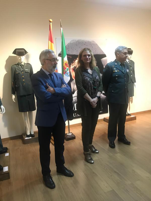Exposición "Mujer y Guardia Civil"
