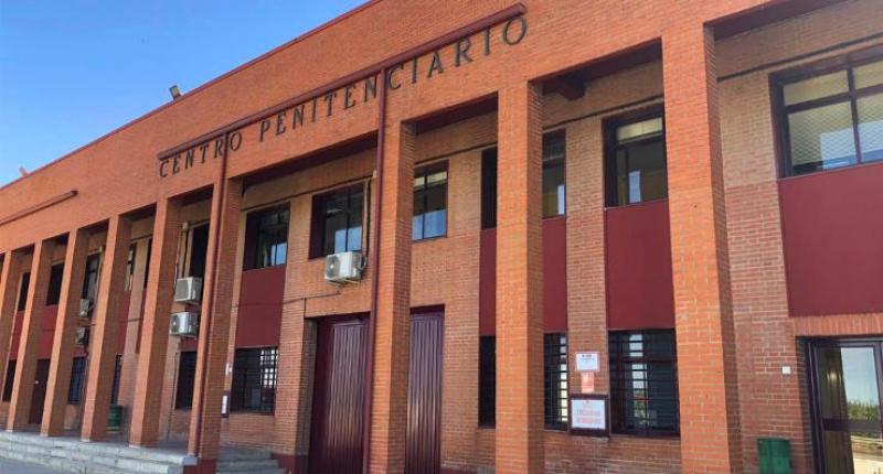 El Centro Penitenciario de Badajoz reformará sus instalaciones y dispondrá de una planta fotovoltaica para su autoconsumo.