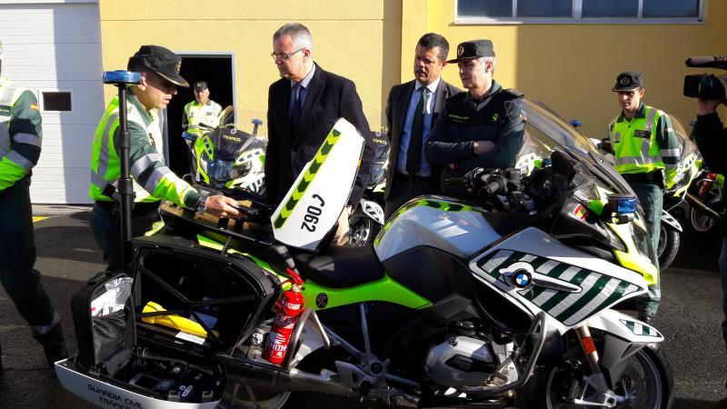Presentación de las nuevas motos de la Guardia Civil