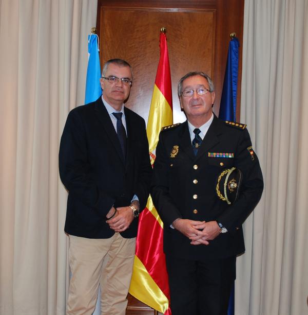 El delegado del Gobierno y el comisario jefe principal de la Comisaría de Vigo-Redondela
