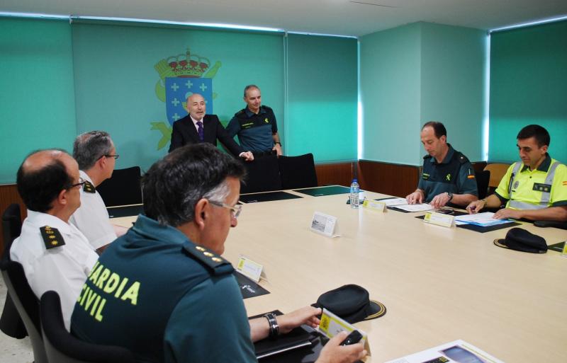 Imagen de la visita a la Zona de la Guardia Civil de Galicia