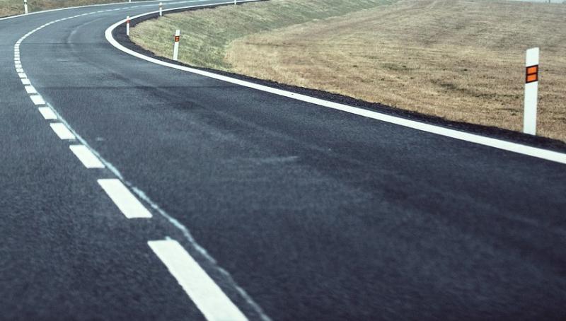 Javier Losada avanza que el Ministerio de Fomento renovará 800 kilómetros de carreteras estatales en Galicia en 2019 