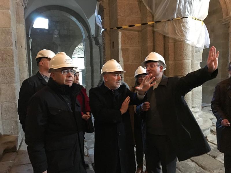 Javier Losada señala que las obras en la Catedral de Santiago reafirman el compromiso del Gobierno con el Xacobeo  