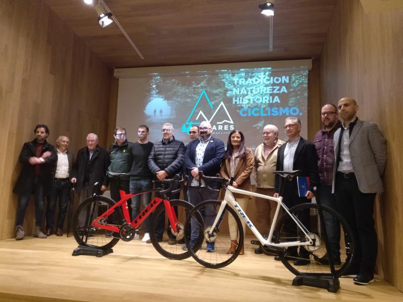 A subdelegada brinda o apoio do Goberno á celebración do Ancares Cycling Marathon, nova proba ciclista que supón unha oportunidade para a promoción da provincia de Lugo 