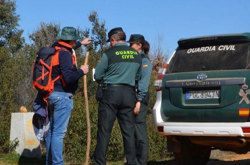 Javier Losada informa que 3.421 agentes de Policía Nacional y Guardia Civil trabajarán este verano para hacer de Galicia un destino seguro