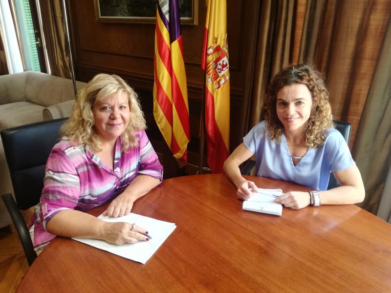Adriana Pousa pren possessió com a nova cap de la Demarcació de Costes a les Illes Balears