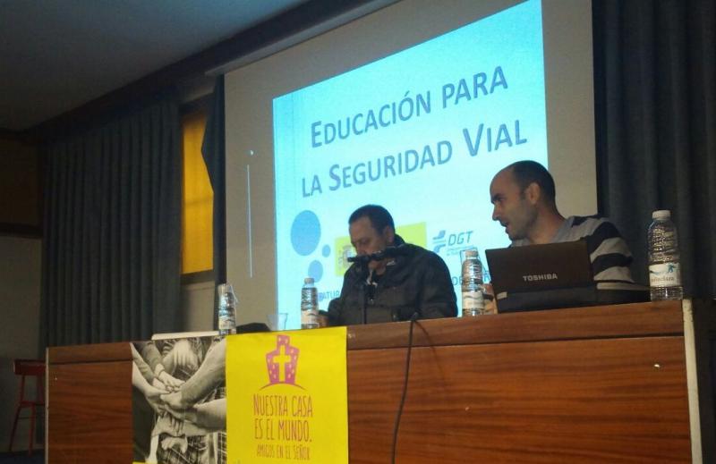Imagen de la clausura del Programa de Educación para la Seguridad Vial en Centros de Educación Secundaria, organizado por la Jefatura Provincial de Tráfico de La Rioja