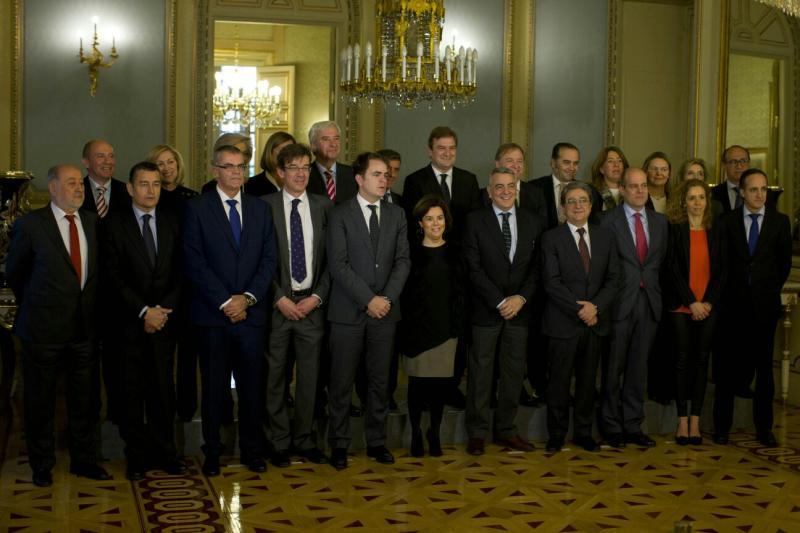 Alberto Bretón se reúne junto a sus homólogos de toda España con la vicepresidenta del Gobierno, Soraya Sáenz de Santamaría