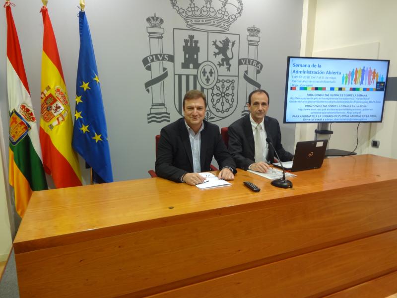 El Delegado del Gobierno, Alberto Bretón, y el Secretario General de la Delegación del Gobierno, Javier Iribas.