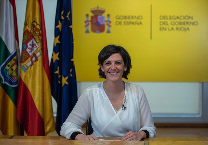 La delegada del Gobierno destaca el compromiso del Ejecutivo de España para asegurar el empleo 
