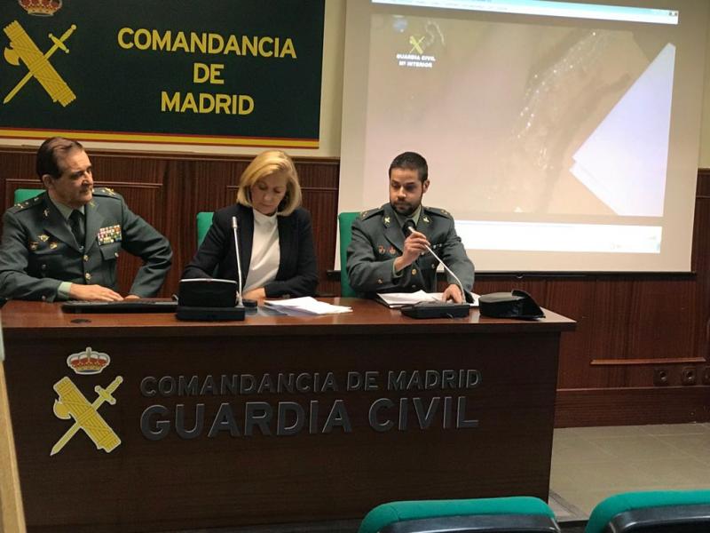 La Delegada del Gobierno, Concepción Dancausa, explicando los detalles de la operación desarrollada contra el robo en domicilios por la Unidad contra la Delincuencia Organizada de la Comandancia de Madrid