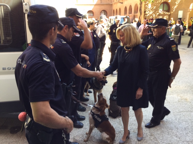 Dancausa asiste a la VII Exhibición de Unidades Policiales en Las Ventas