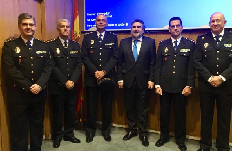 José Manuel Rodríguez Uribes preside la  toma de posesión de tres nuevos cargos en la Jefatura Superior de Policía de Madrid