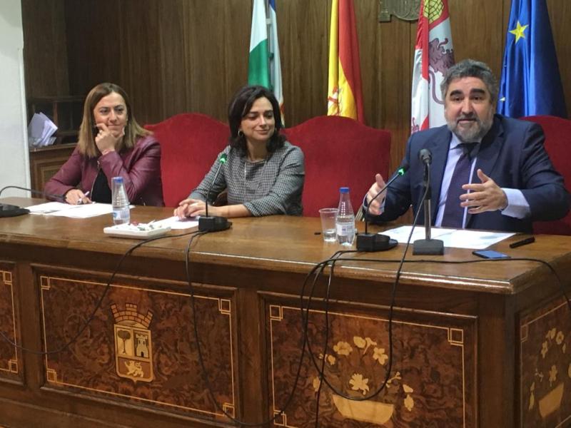 

José Manuel Rodríguez Uribes y Virginia Barcones coordinan el Plan de Vialidad Invernal del Estado en Madrid y Castilla y León 

