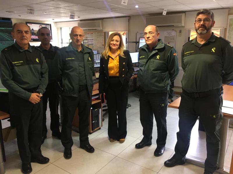 García-Vera visita el centro de coordinación de seguridad de la Guardia Civil durante la jornada electoral