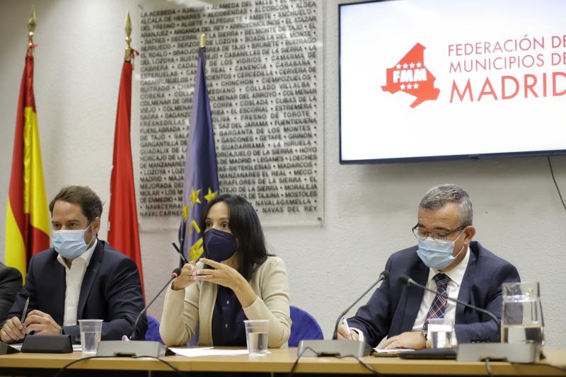 Mercedes González explica a los alcaldes de la región la creación de la Oficina Madrileña de Fondos Europeos 