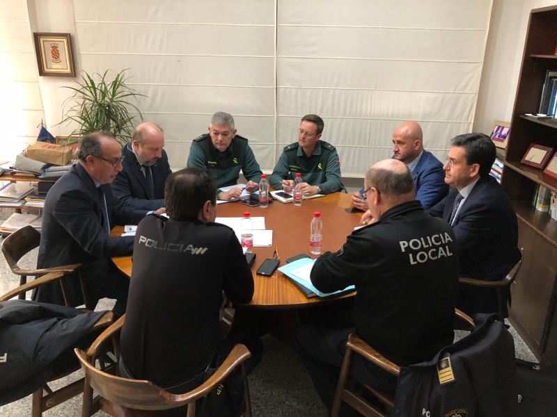 Dos nuevos operativos policiales localiza a 13 MENAS y 14 adultos en distintas zonas de Melilla