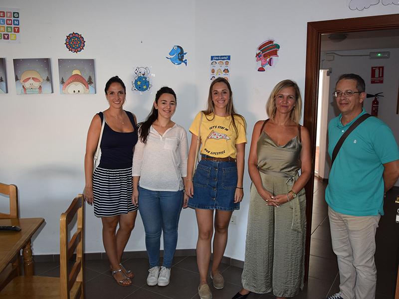 Fernández Treviño visita las Casas de Acogida para conocerlas de primera mano y mejorar la coordinación