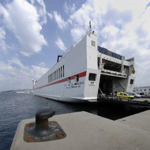 Delegación habilita una vía para solicitar autorización para retornar a Melilla en el barco