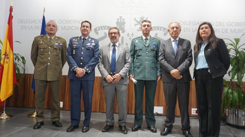 La Delegación del Gobierno distingue a la Guardia Civil, la Academia General del Aire y la  Unidad Militar de Emergencias con las Medallas al Mérito de la Protección Civil 