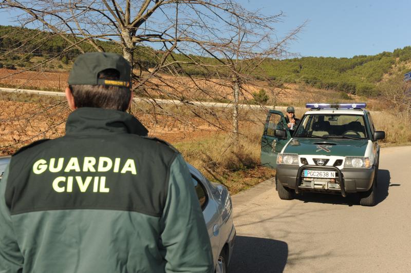 La Guardia Civil detiene a una persona por varios delitos de robo en Peralta, Marcilla, Caparroso y Carcastillo