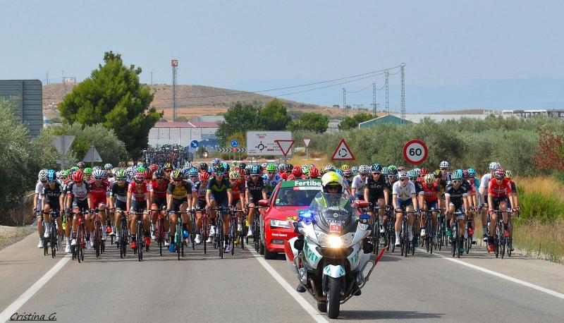 128 guardias civiles de la UMSV y un centenar de la Zona de Navarra velarán por la seguridad de La Vuelta Ciclista a España 2017 a su paso por la Comunidad Foral