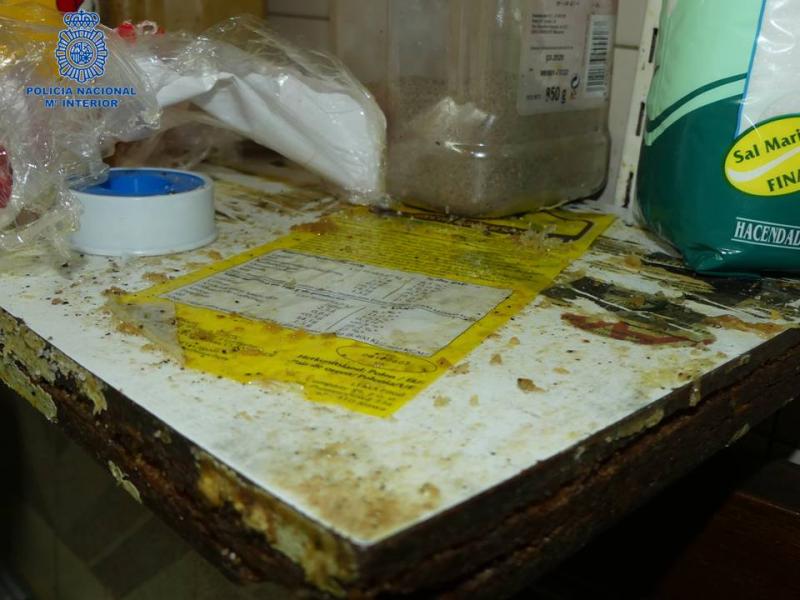 La Policía Nacional de Pamplona detiene a los trabajadores de un Kebab por la intoxicación de varios clientes con un producto “raticida”