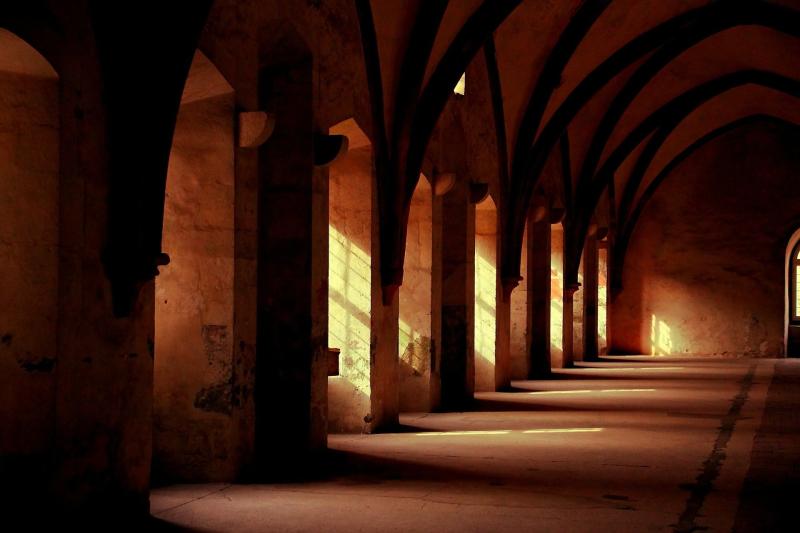 Interior de un monasterio