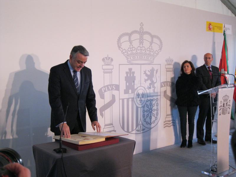 Javier de Andrés toma posesión de su cargo como Delegado del Gobierno en el País Vasco