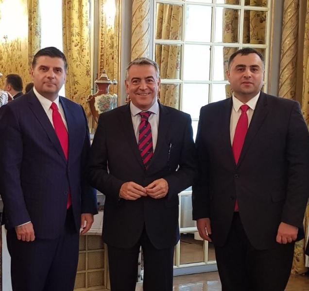 Javier De Andrés se reúne con el Ministro del Entorno de Negocios, Comercio y Emprendimiento del Gobierno de Rumanía