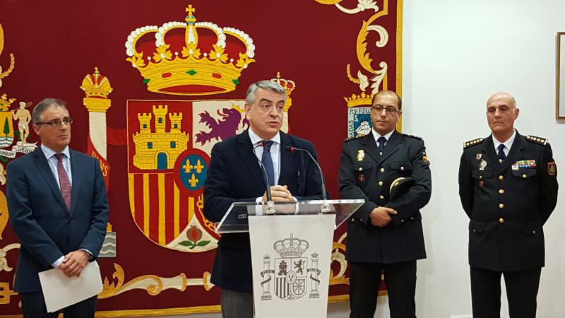 La Policía Nacional desarticula en el País Vasco un grupo organizado responsable de dotar de documentos falsificados a extranjeros para obtener ayudas sociales
