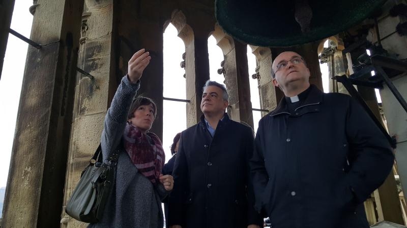 Javier De Andrés: “La restauración de la torre de la Catedral del Buen Pastor puede convertirse en un nuevo activo cultural y turístico para Donostia” 