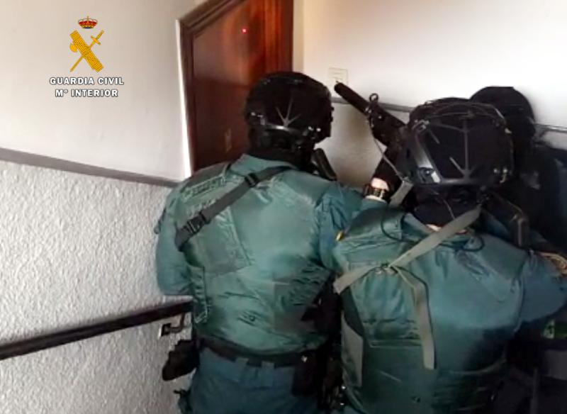 La Guardia Civil detiene a un grupo organizado dedicado al robo en viviendas de Cantabria y País Vasco