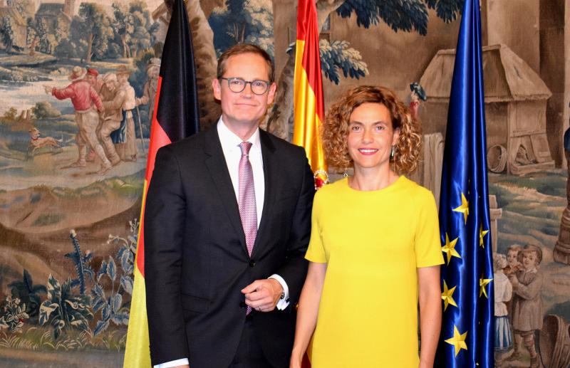 Meritxell Batet se reúne con el presidente del Bundesrat y alcalde-gobernador de Berlín