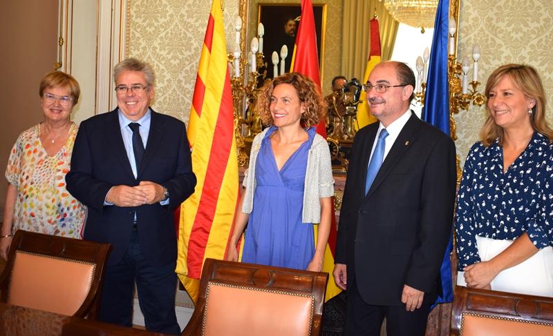 La ministra, Meritxell Batet, y el presidente del Gobierno de Aragón, Javier Lambán