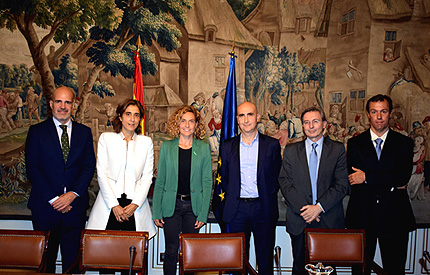 Reunión de representantes del Ministerio de Política Territorial y Función Pública y de Microsoft Ibérica