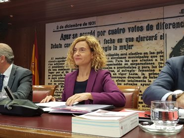 La ministra de Política Territorial y Función Pública defiende en el Senado la necesidad de reformar la Ley de Bases de Régimen Local 