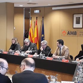 El secretario de Estado de Política Territorial se reúne con representantes de entidades locales catalanas.