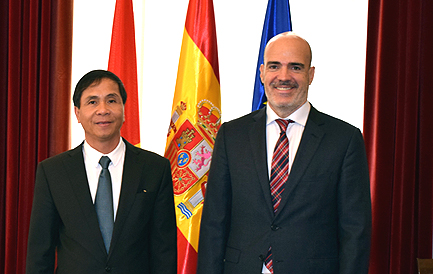 El secretario de Estado de Función Pública se reúne con una delegación de Vietnam