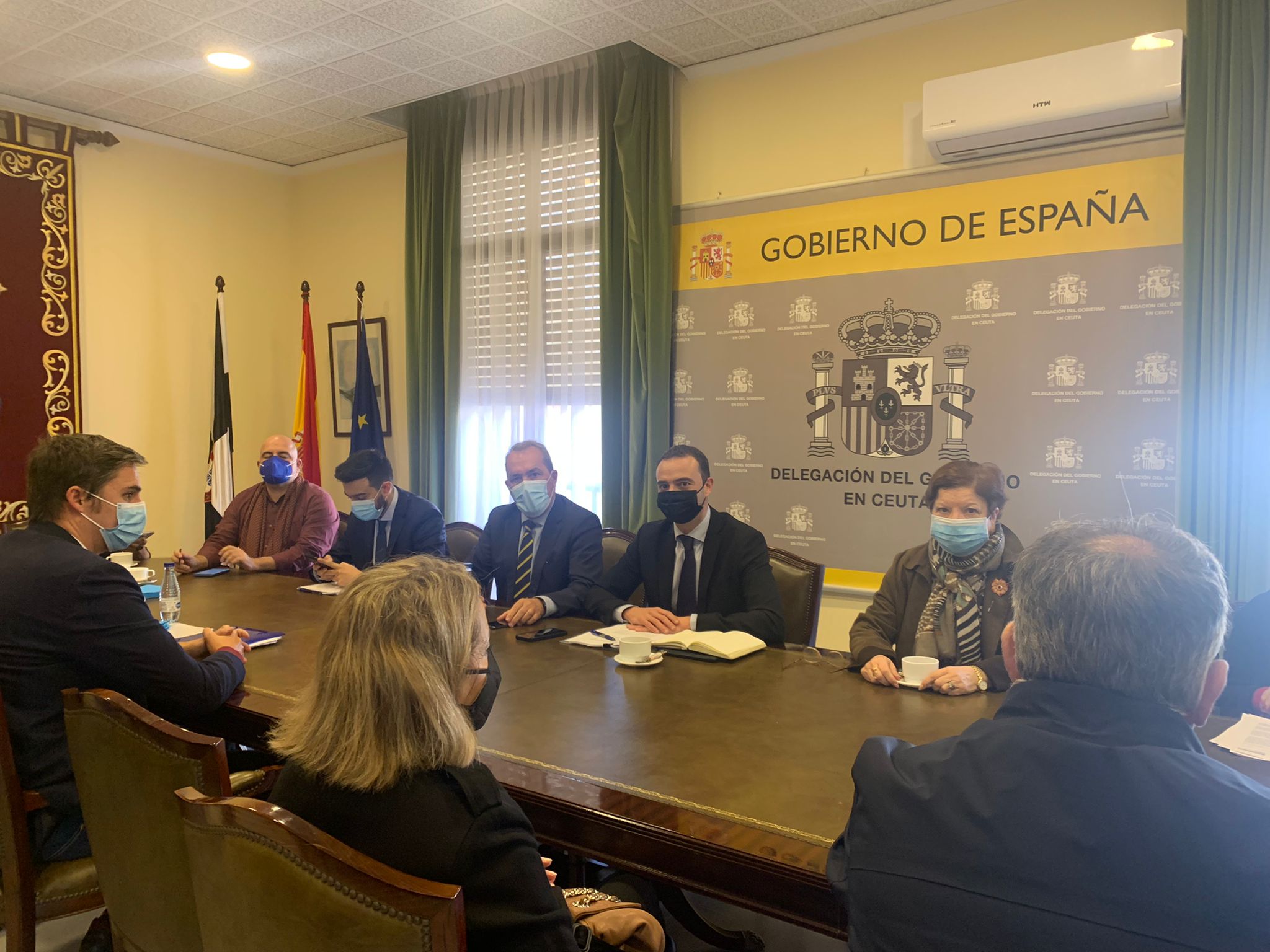 El SE de Política Territorial, Alfredo González, visita las dos ciudades autónomas