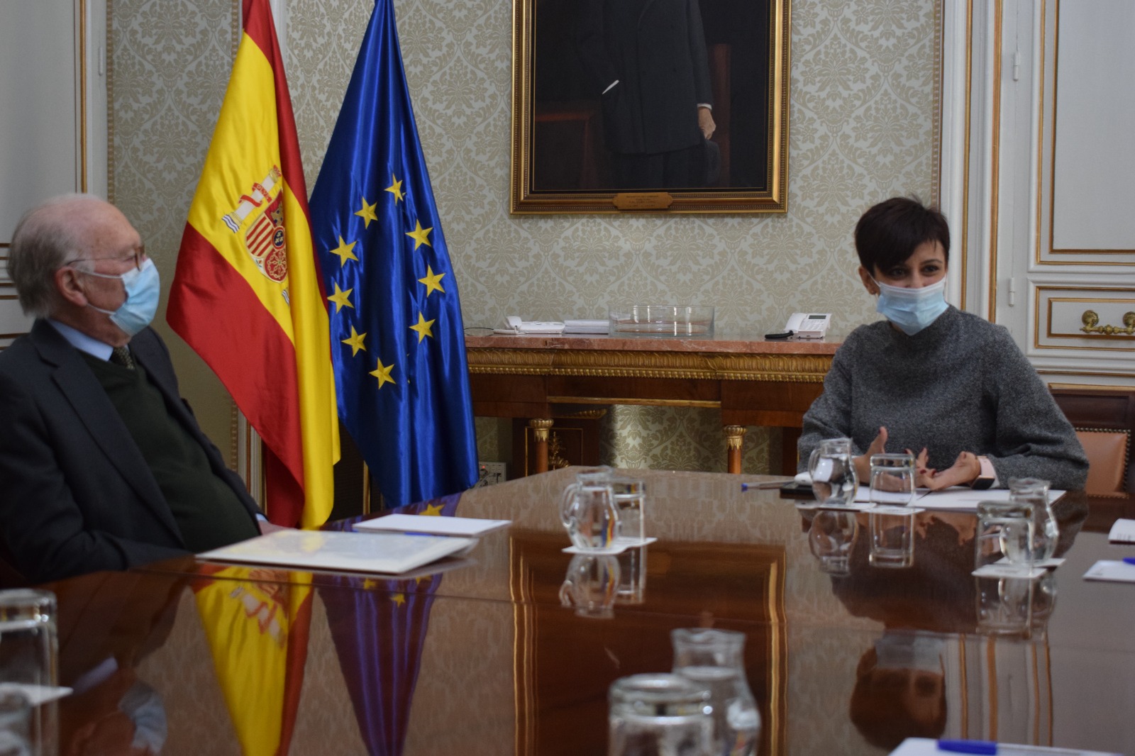 Isabel Rodríguez se reúne con representantes de la Asociación por una España Federal 