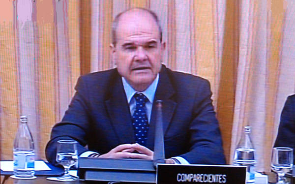 Manuel Chaves comparece en la Comisión de Política Territorial
