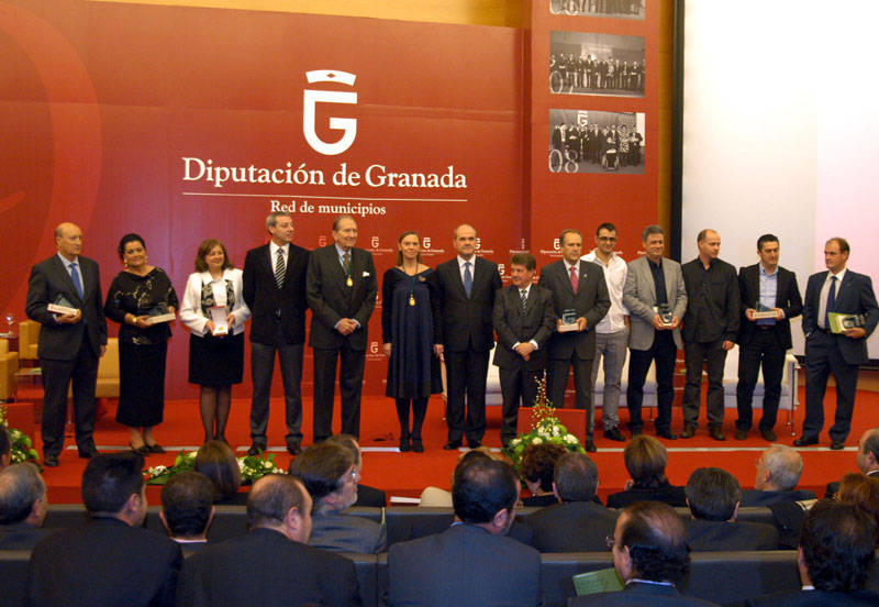 El vicepresidente tercero del Gobierno preside la entrega de los nombramientos y distinciones de la Diputación de Granada